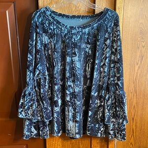 Women's Crushed Velvet Ruffle Sleeve Top - Blue